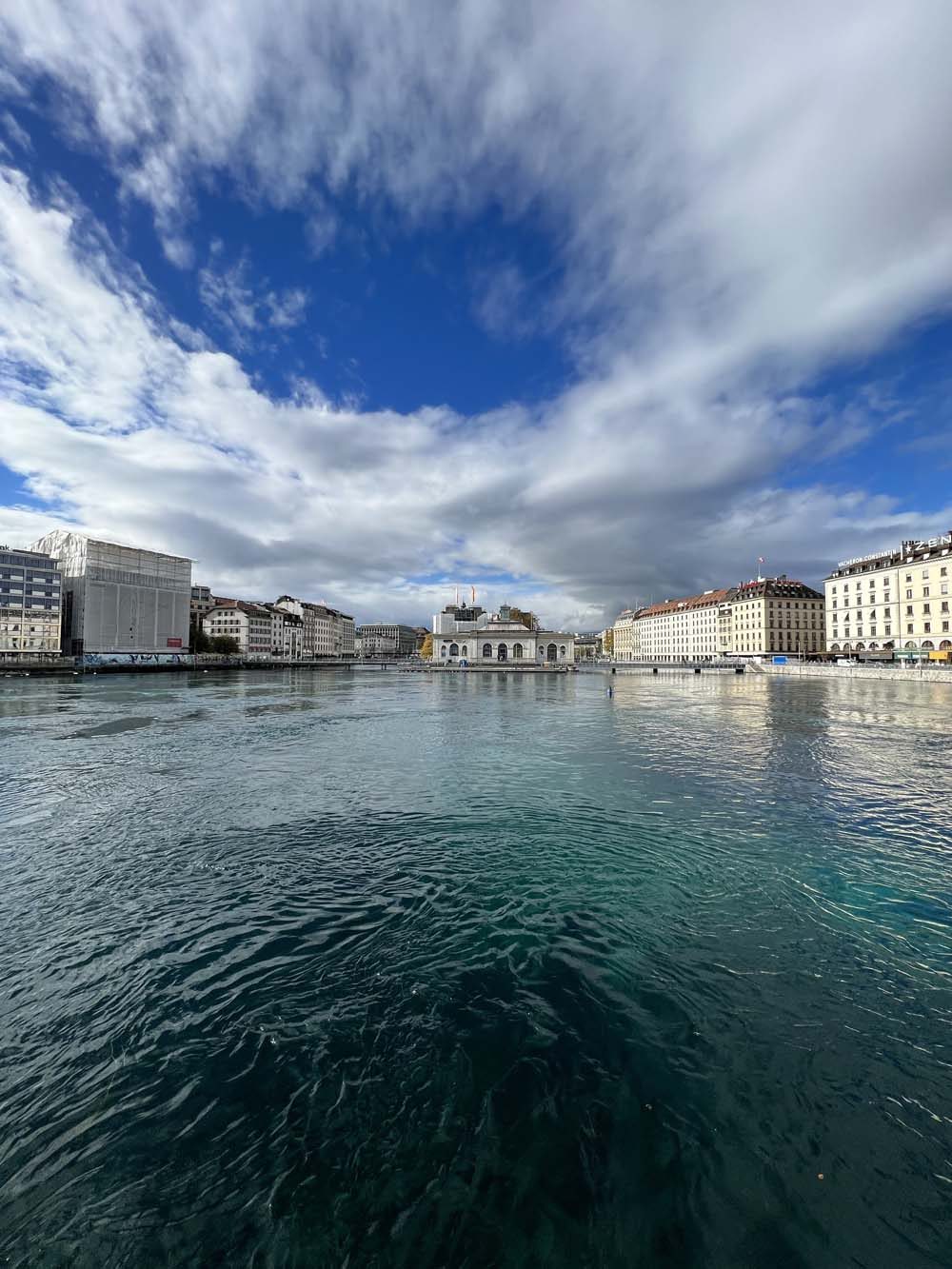 Lake Geneva waterfront in Geneva, home of leading high jewelry maisons — international diamonds and jewelry advisory